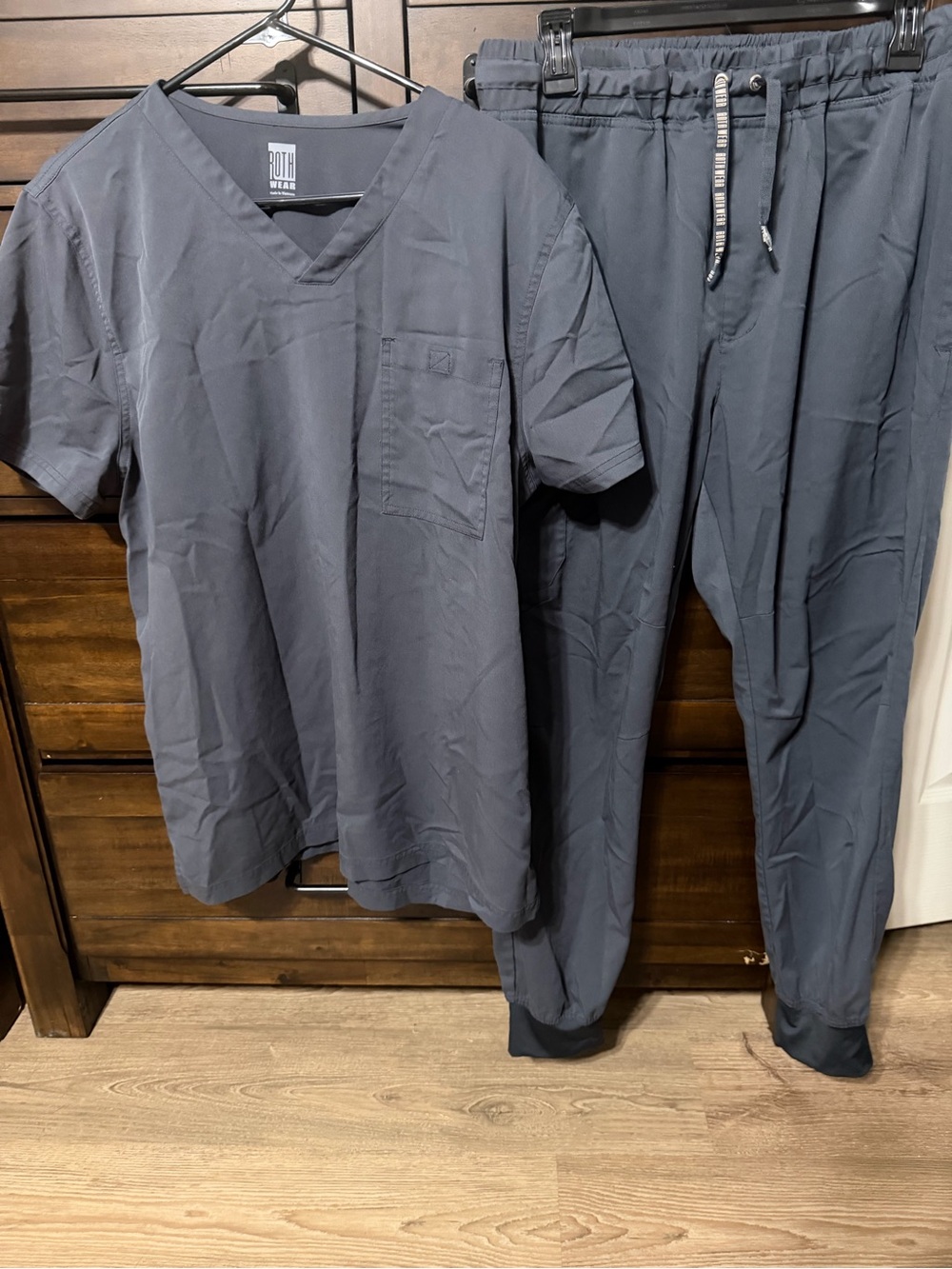 Men’s Scrub set gray with jogger pants and v neck top (Roth Wear by Med Couture)